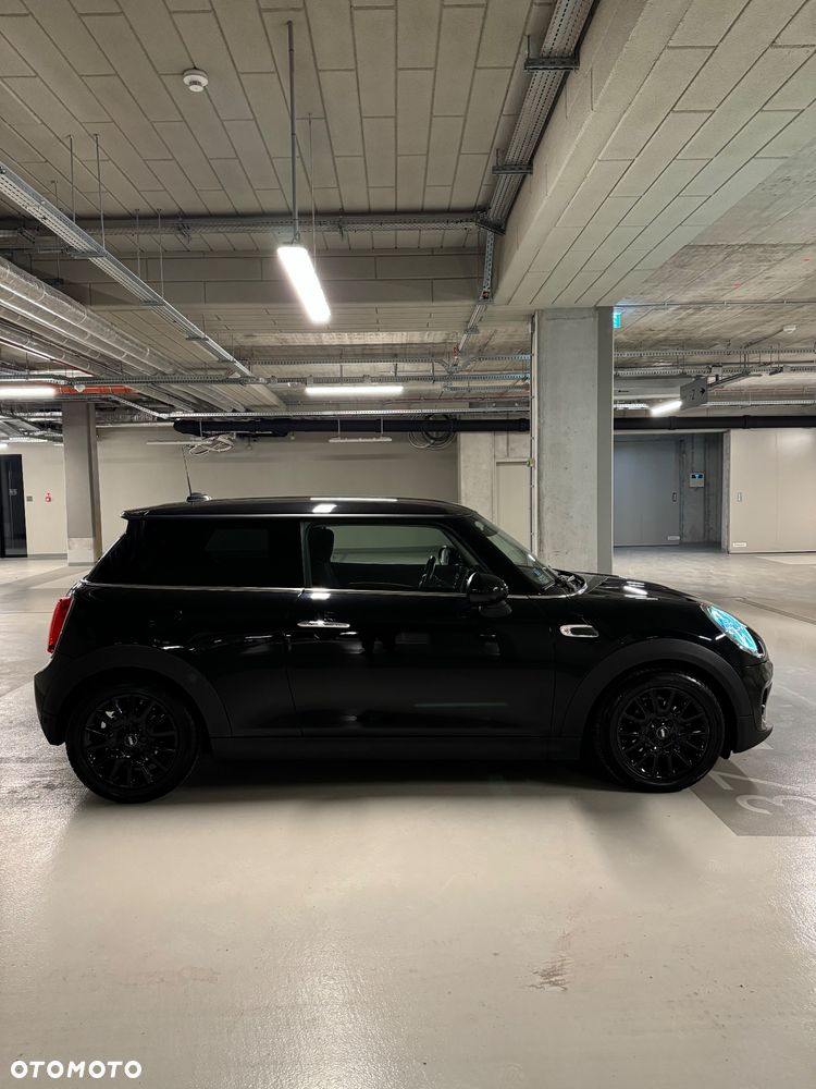 MINI Cooper Standard - 4