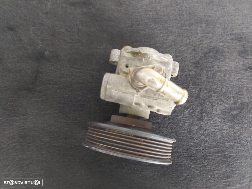 Bomba Direcção Assistida Hidraulica Vw Polo 1.0Mpi 2001 - 2
