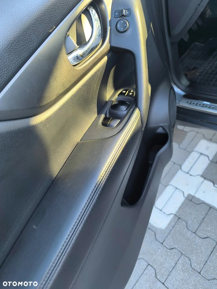 Nissan X-Trail - 18