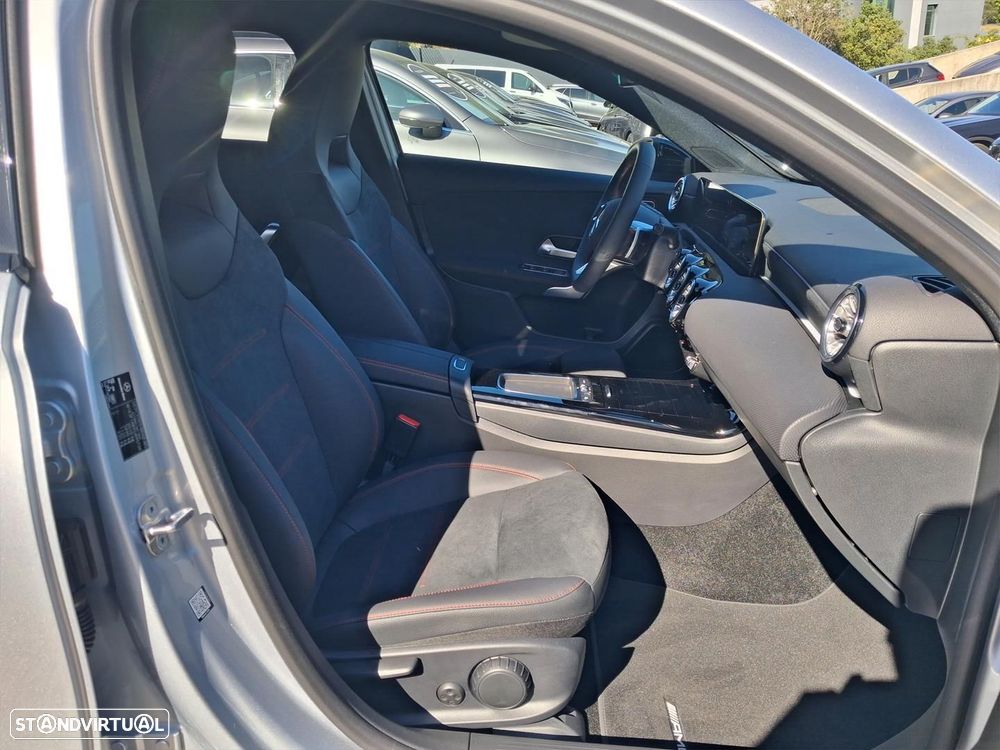 Mercedes-Benz A 180 d - 14