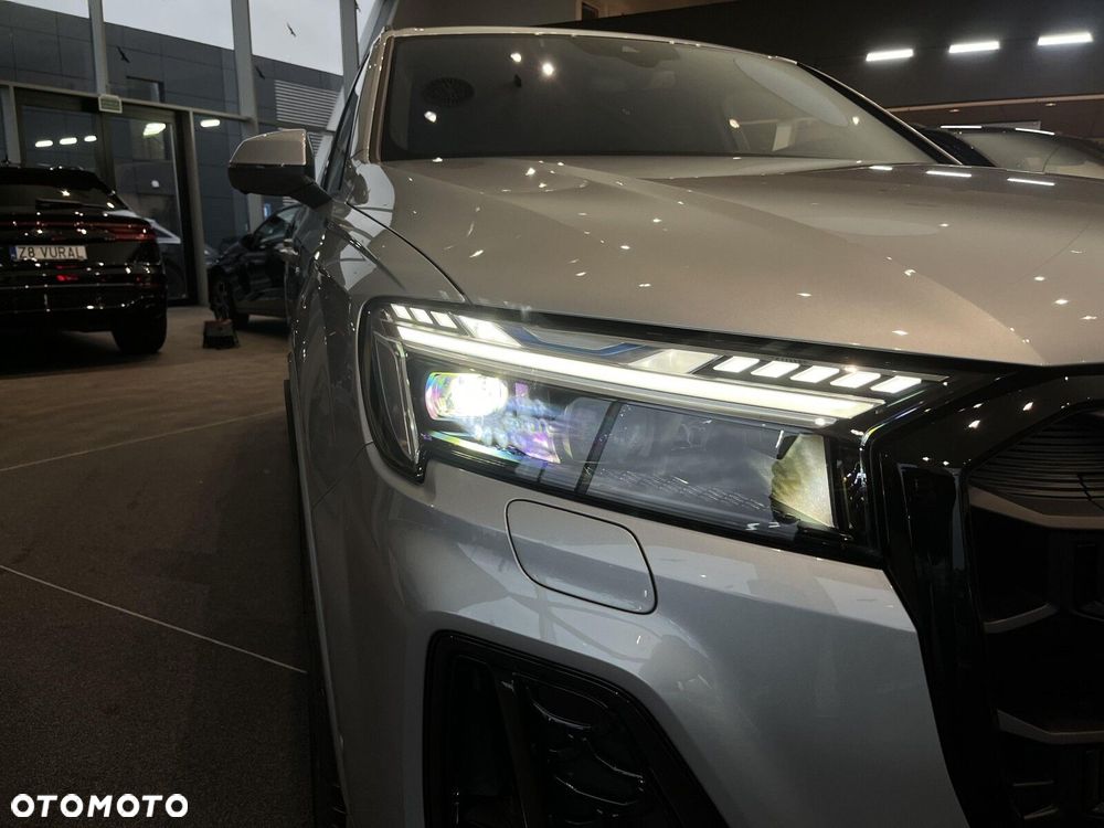 Audi Q7 - 35