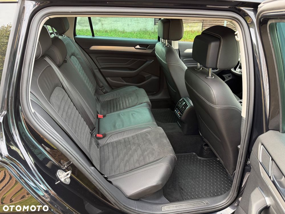 Volkswagen Passat 2.0 TDI 4Mot Elegance DSG - 21