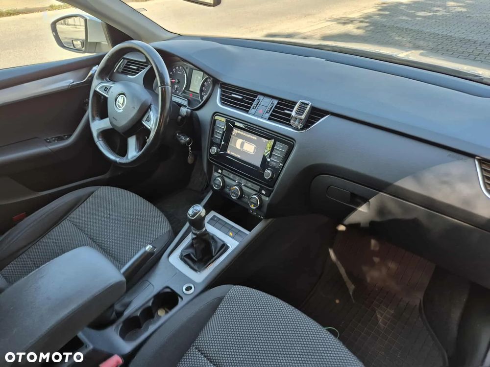 Skoda Octavia 1.6 TDI Active - 11