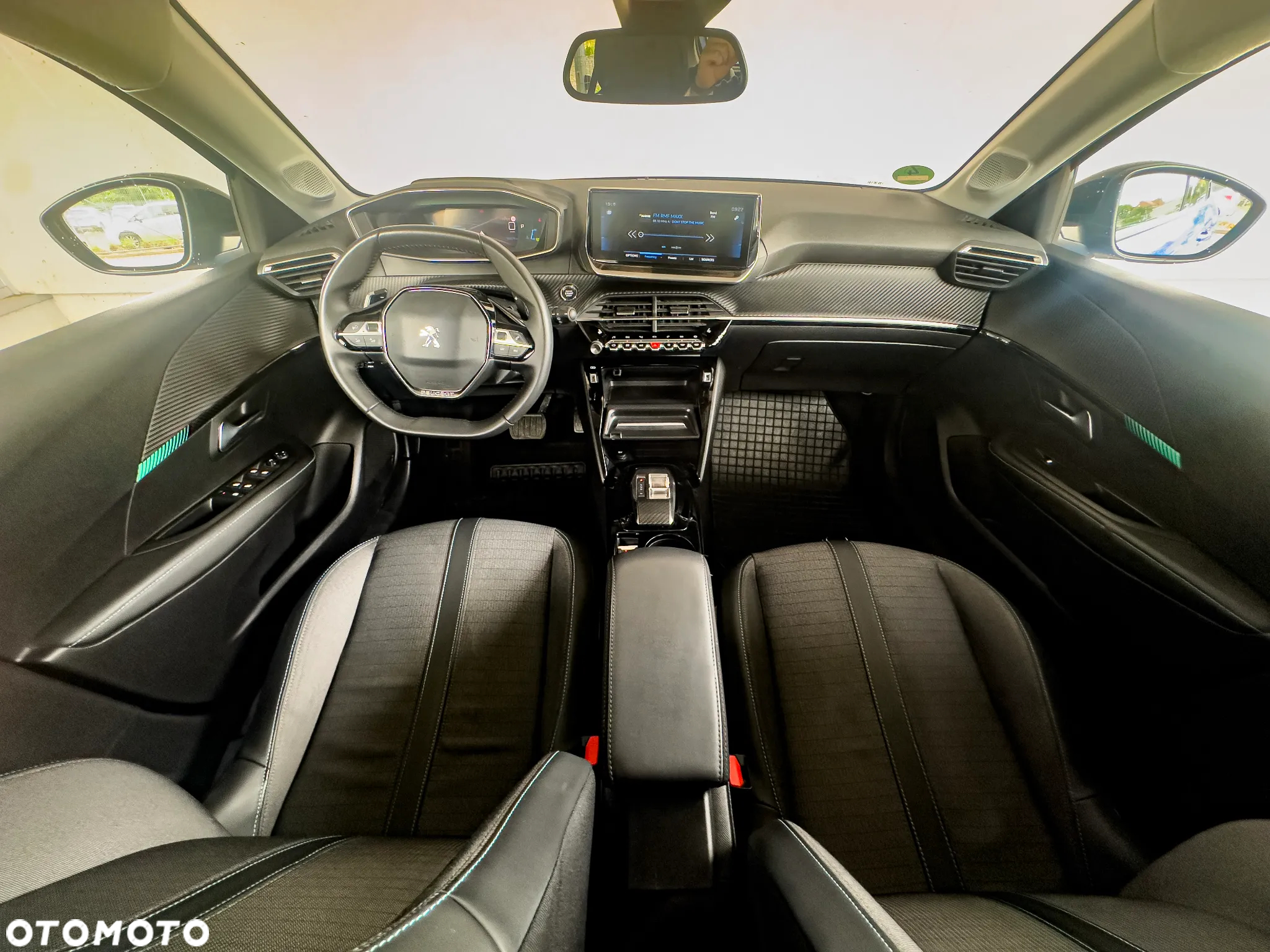 Peugeot 208 1.2 PureTech Allure Pack S&S EAT8 - 18