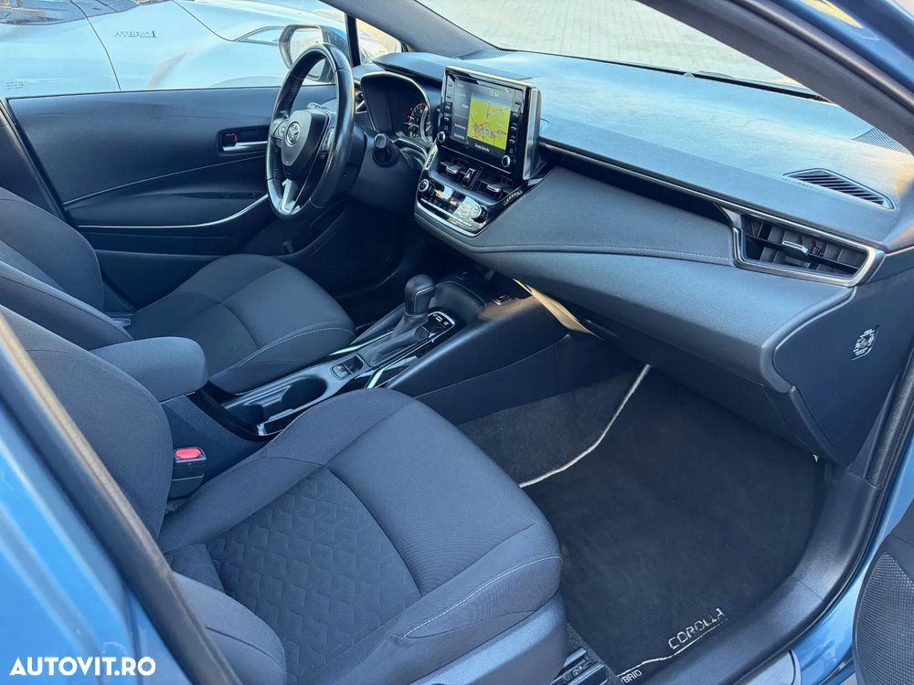 Toyota Corolla - 17
