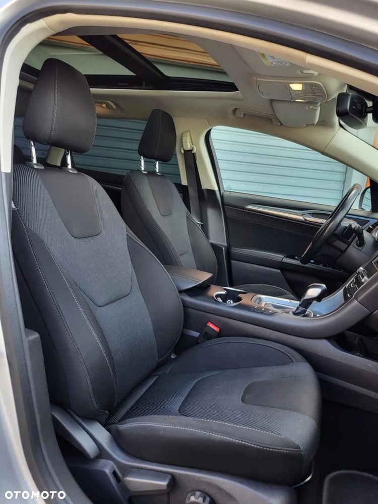 Ford Mondeo 2.0 TDCi Titanium PowerShift - 8