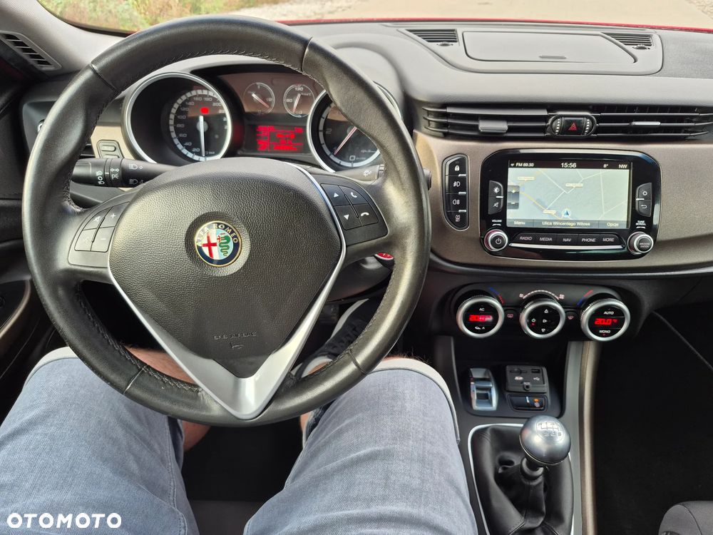 Alfa Romeo Giulietta 2.0 JTDM 16V Turismo - 17