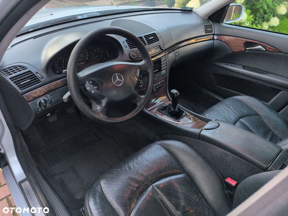 Mercedes-Benz Klasa E 200 CDI Elegance - 7