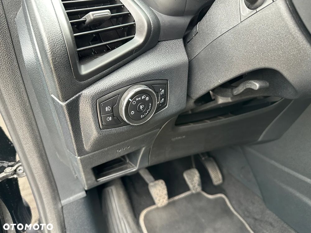 Ford EcoSport - 19