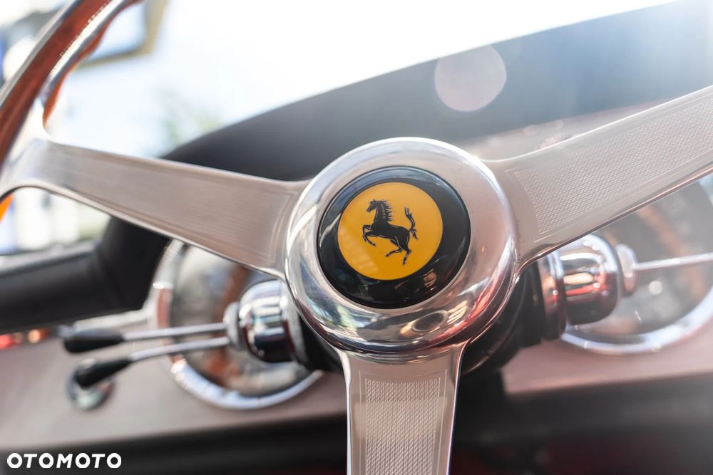 Ferrari 250 - 33
