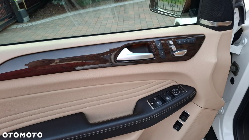 Mercedes-Benz GLE 350 d 4-Matic - 8