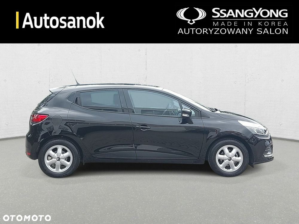 Renault Clio - 6