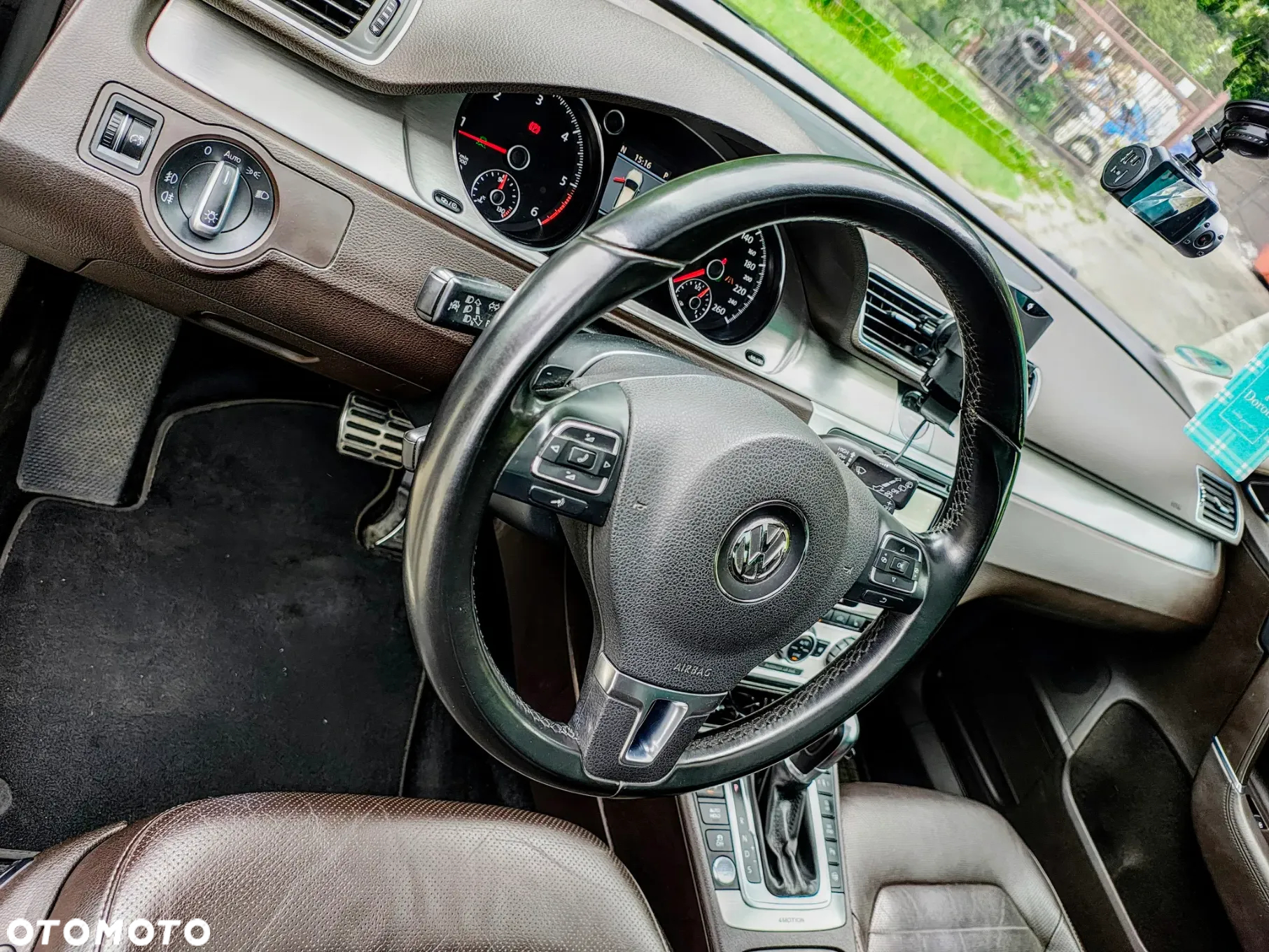 Volkswagen Passat 2.0 TDI 4Mot Highline DSG - 8