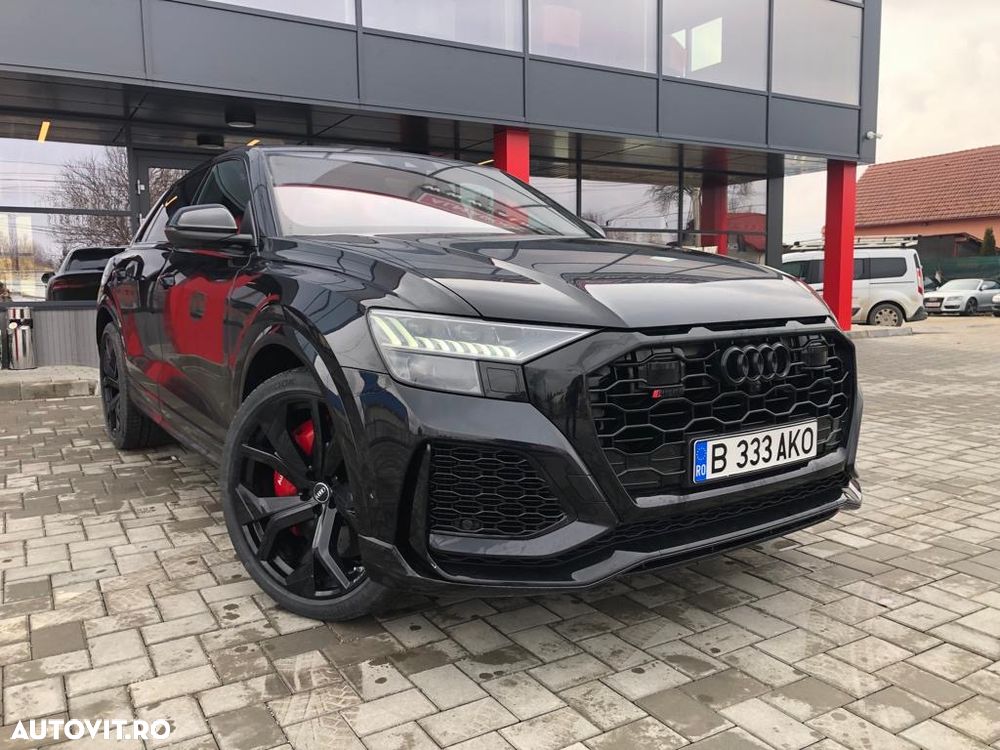 Audi RS Q8 - 4