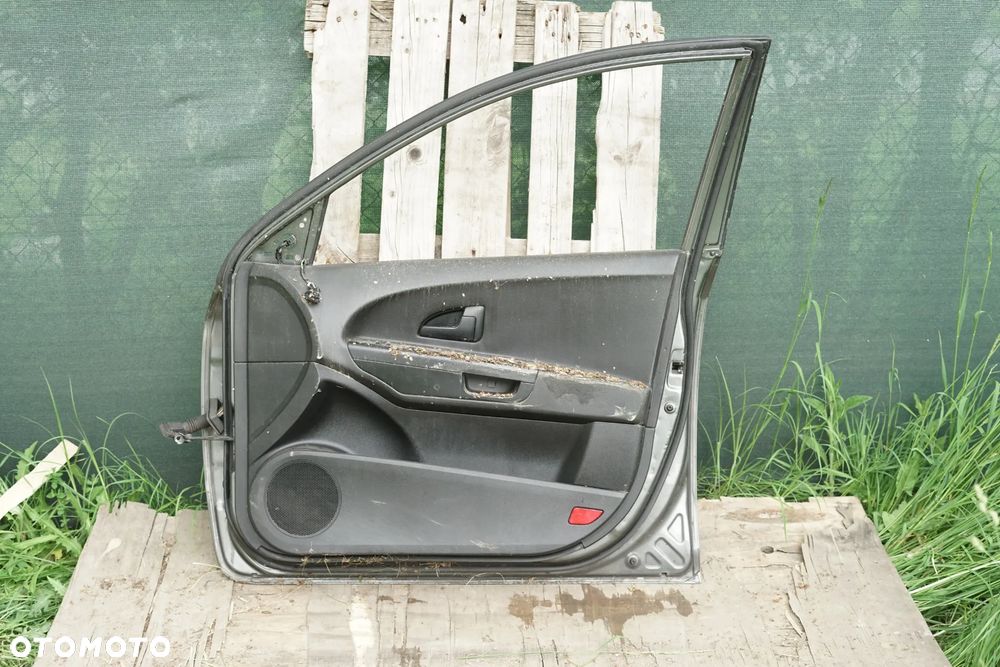 Drzwi przód przednie prawe Kia Ceed I 5d HB A4 - 9