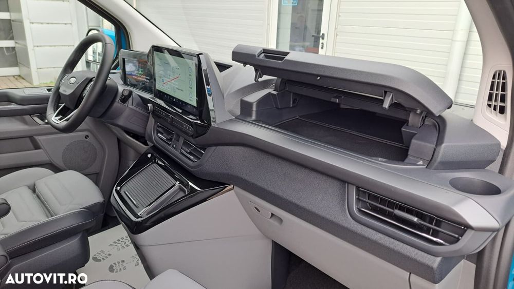 Ford Tourneo Custom Bus 340L 2.5 227 CP CVT L2H1 FWD PHEV Titanium X - 25