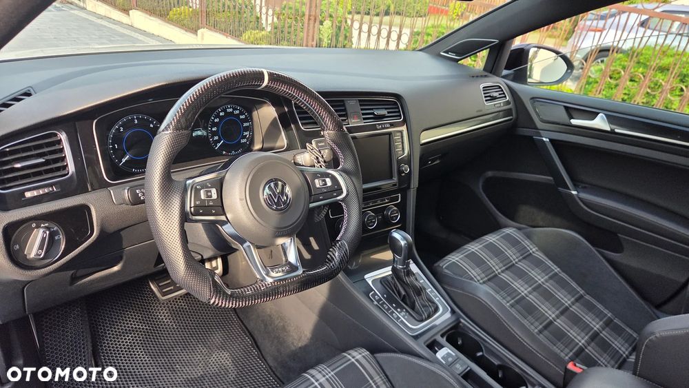 Volkswagen Golf GTD 2.0 TDI SCR DSG - 20