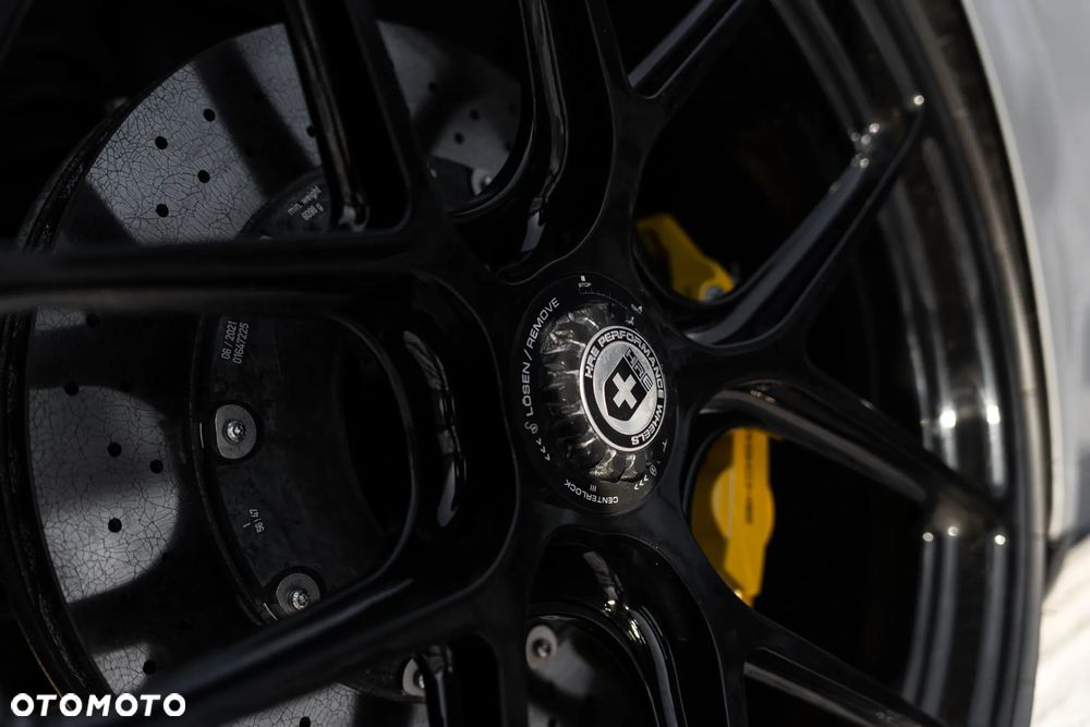 Porsche 911 Turbo S - 18