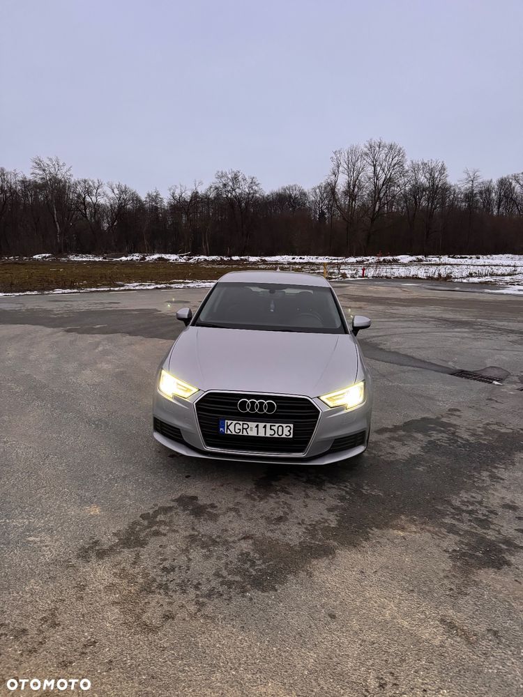 Audi A3 Sportback 1.6 TDI S tronic sport - 2