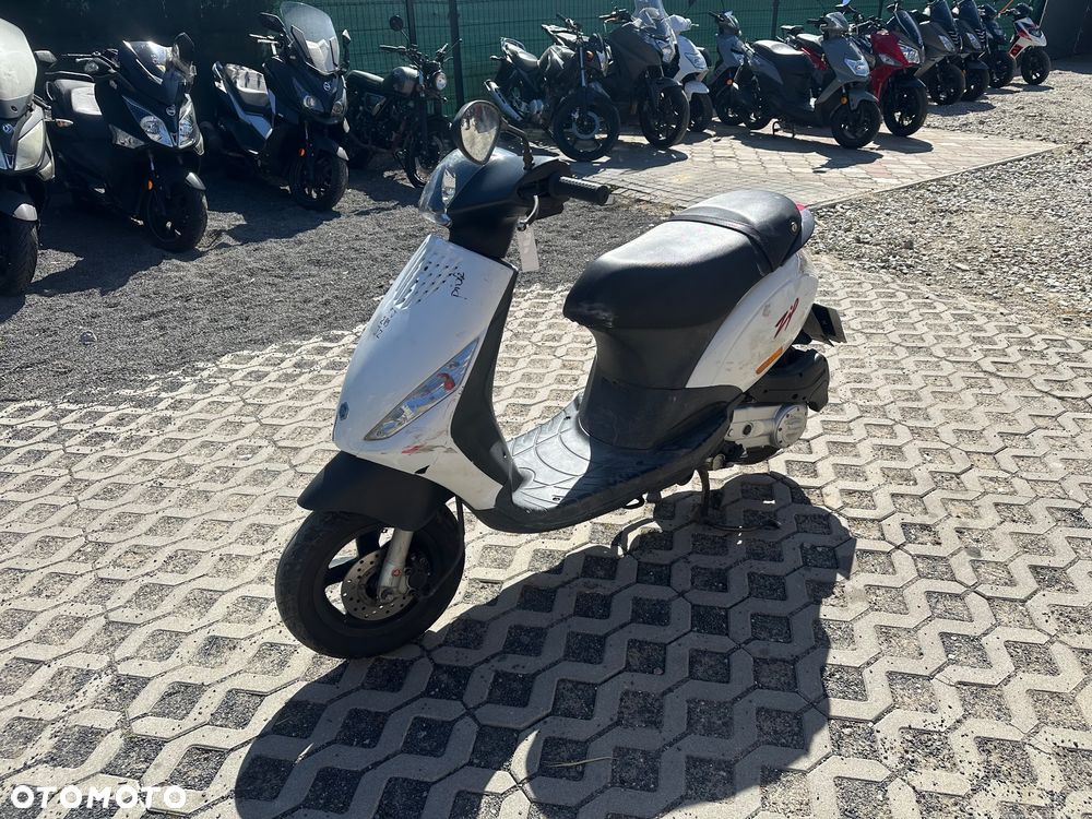 Piaggio ZIP - 1