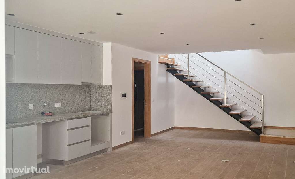 Moradia Geminada V3 - Vieira do Minho - Grande imagem: 4/16