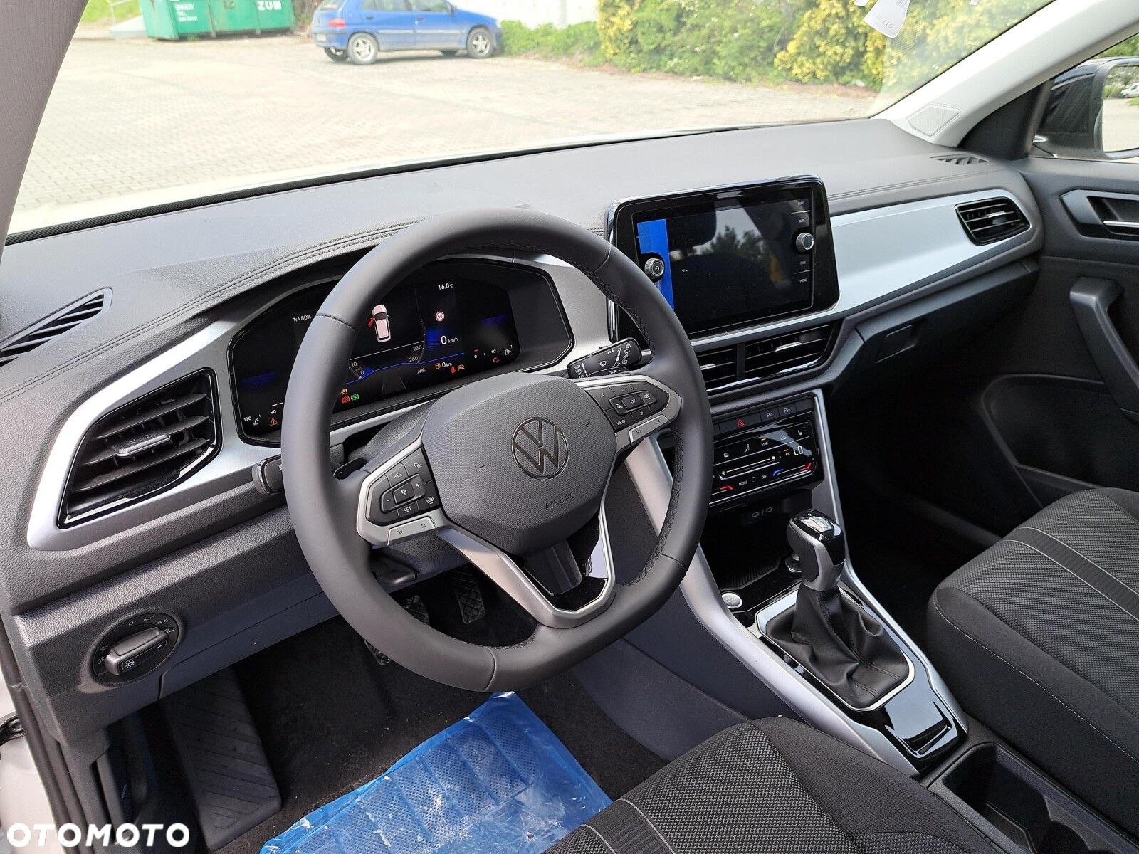 Volkswagen T-Roc 1.5 TSI Life Plus DSG - 9