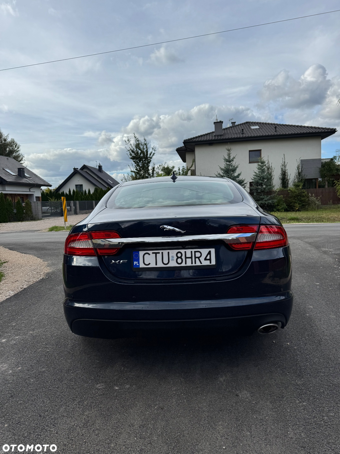 Jaguar XF 2.2 D Premium Luxury - 23