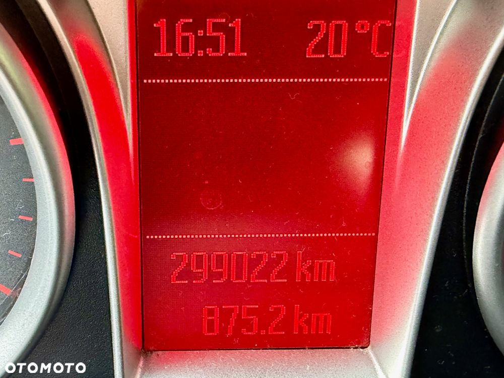 Ford C-MAX - 12