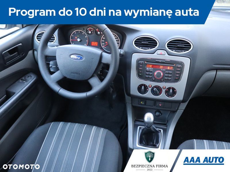 Ford Focus - 8