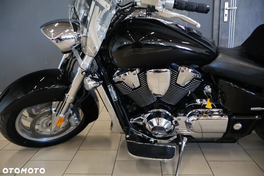 Honda VTX - 22