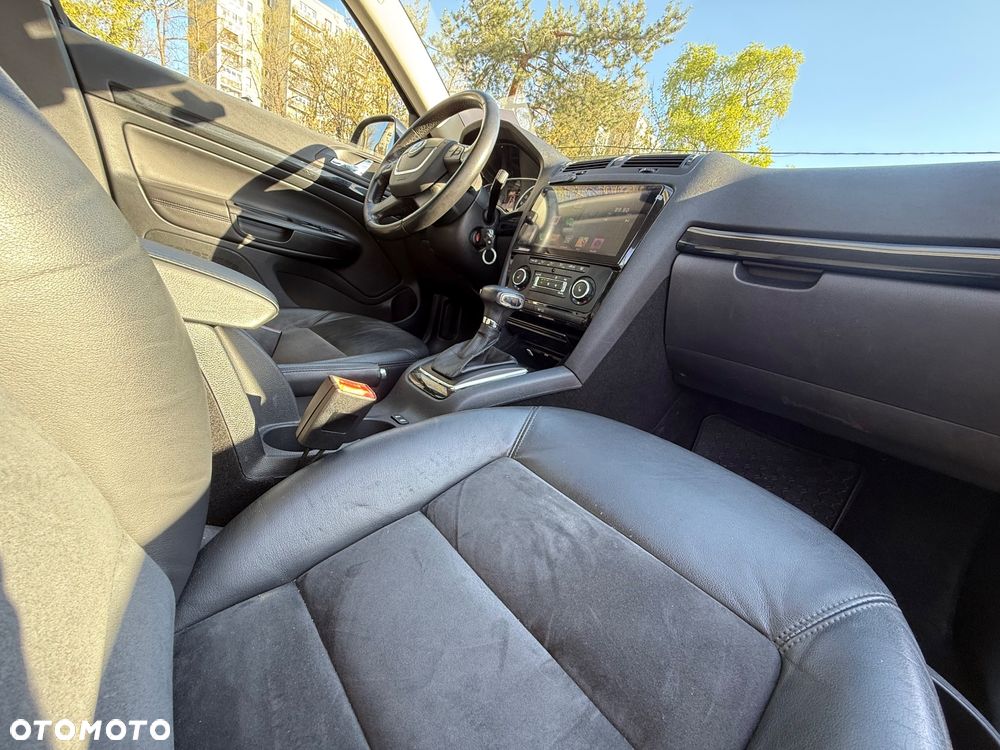Skoda Octavia 1.8 TSI DSG Laurin & Klement - 37