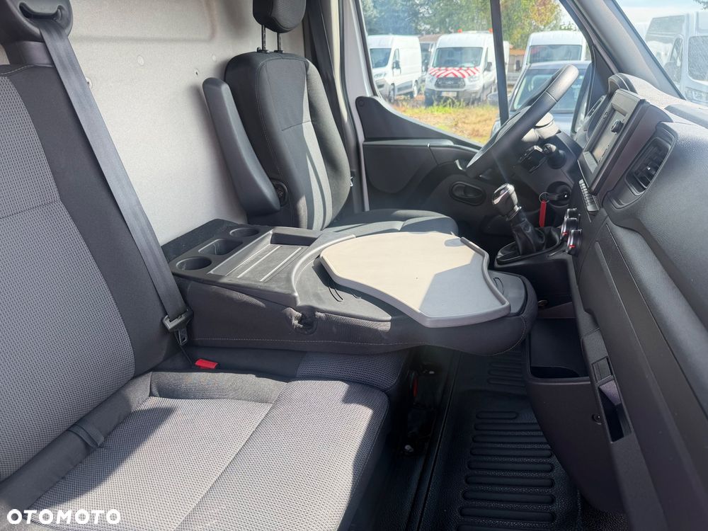 Renault Master - 16