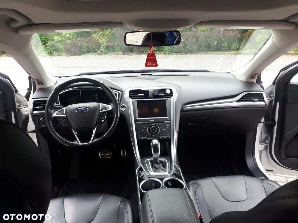 Ford Mondeo - 14