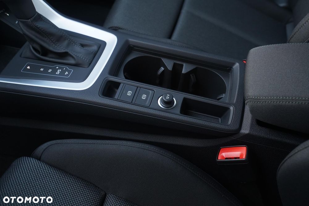 Audi Q3 35 TFSI mHEV S tronic - 22