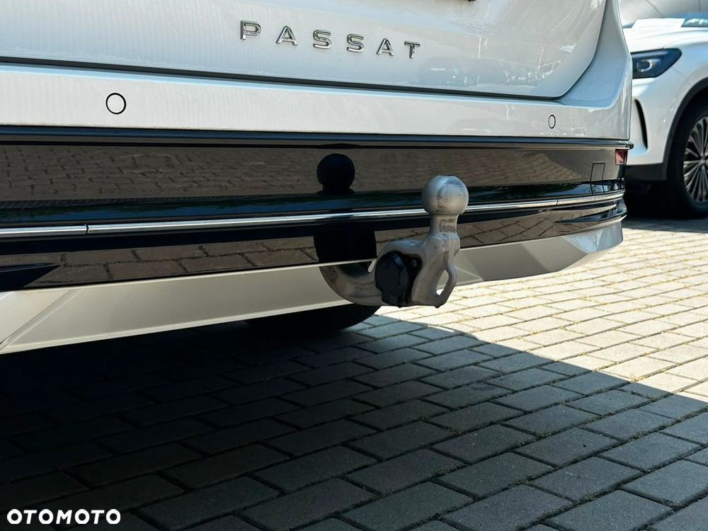 Volkswagen Passat - 33