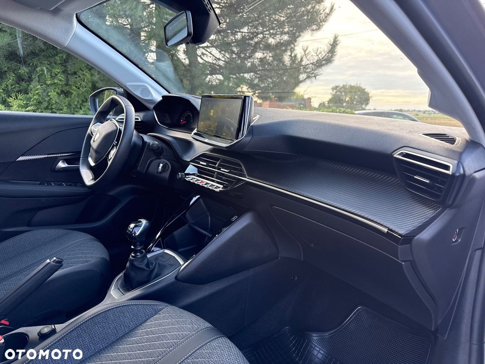 Peugeot 208 PureTech 100 Business - 16