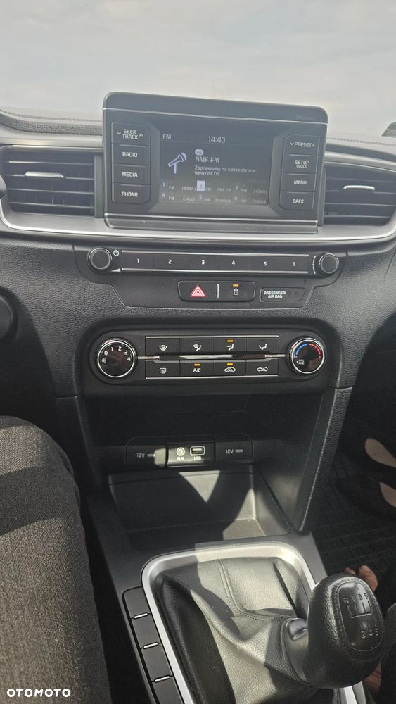 Kia Ceed 1.4 L Business Line - 27