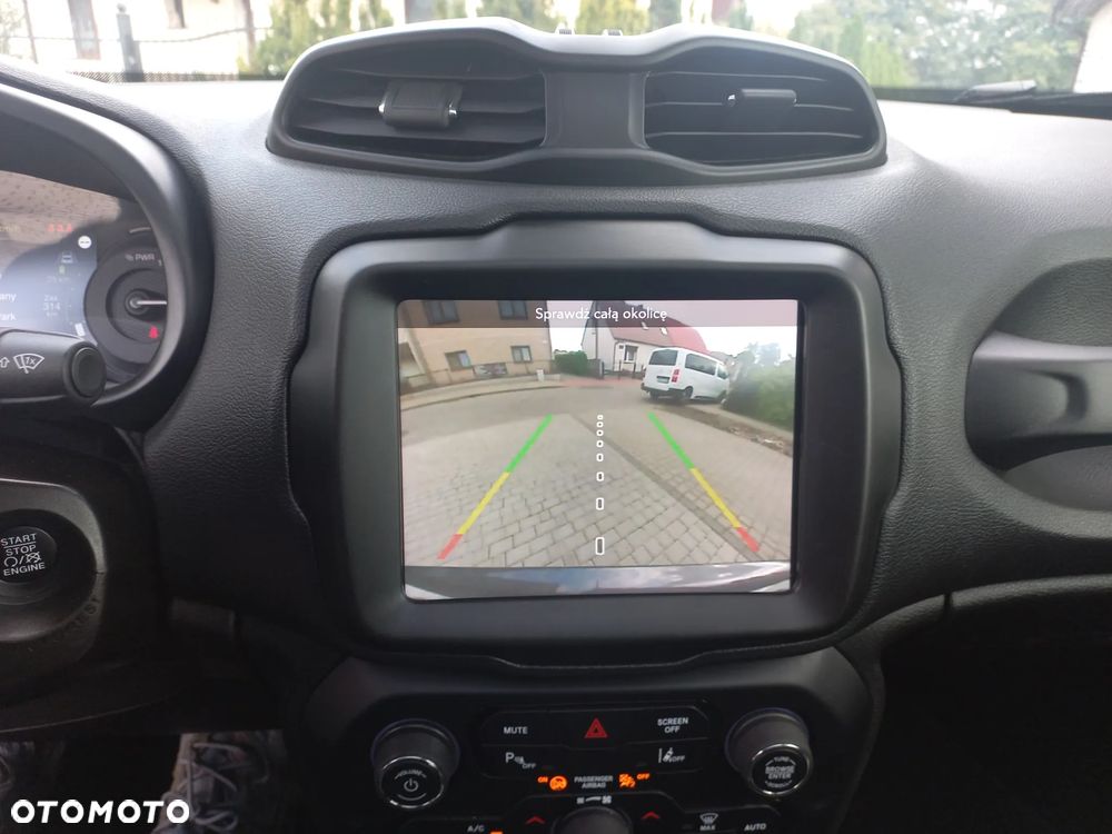 Jeep Renegade 1.3 T-GDI 4xe Automatik Limited - 26