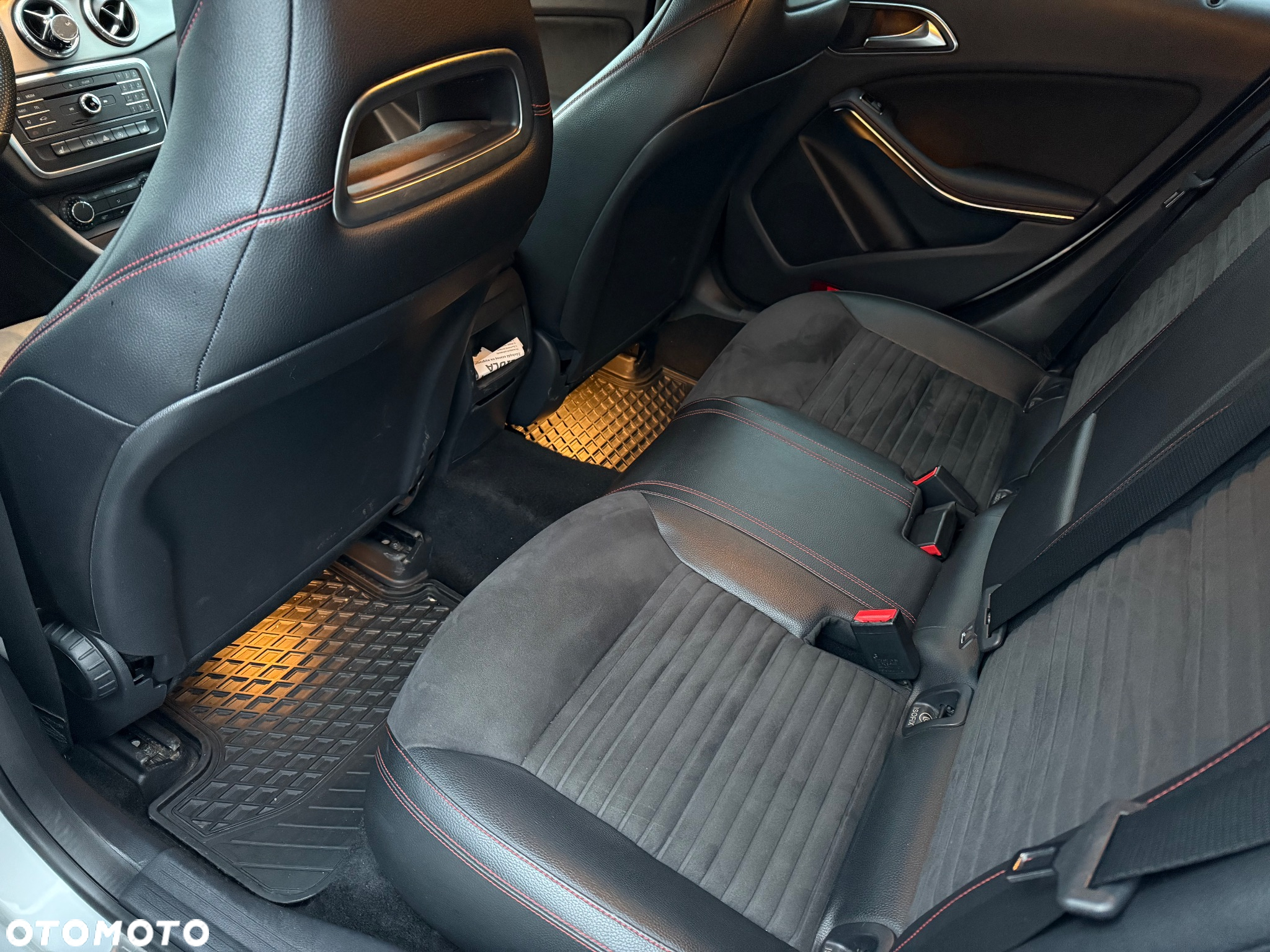 Mercedes-Benz CLA - 11