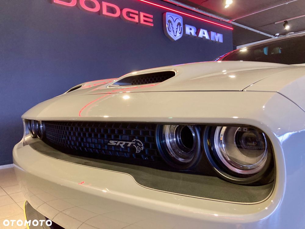 Dodge Challenger 6.2 Hellcat Widebody - 16