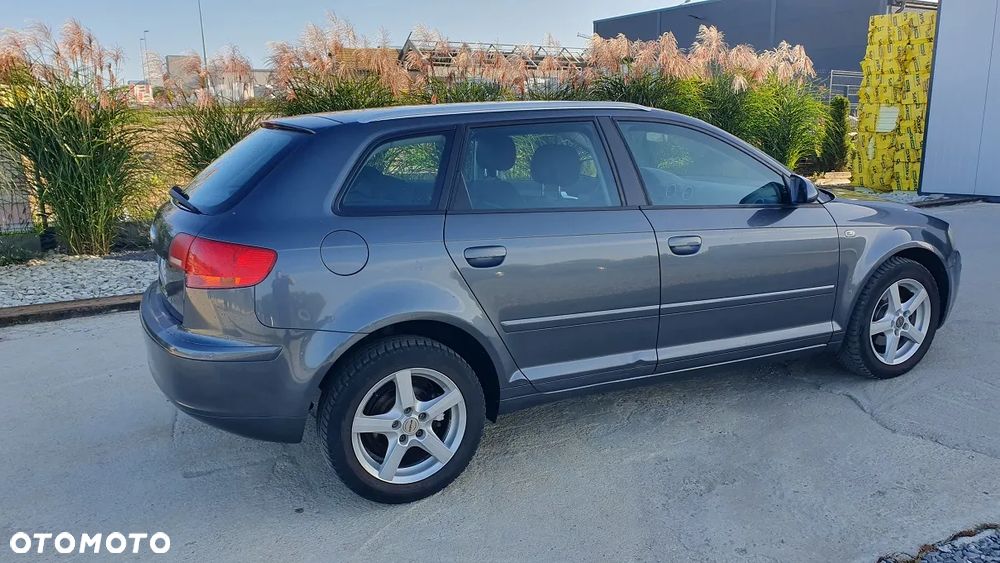 Audi A3 Sportback 1.6 Ambition - 5