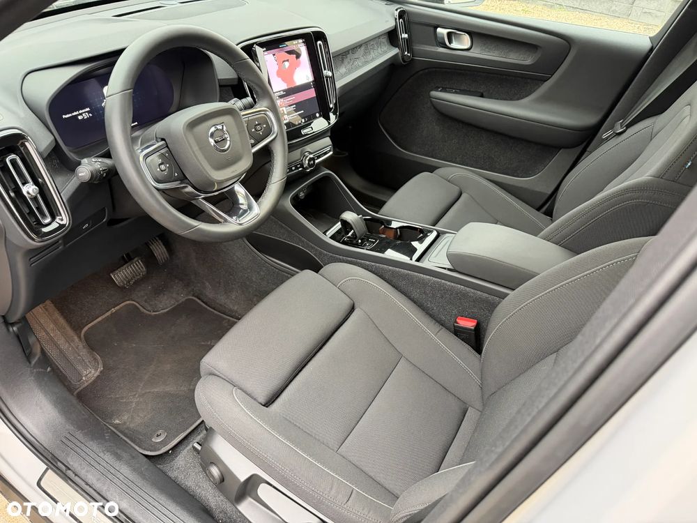 Volvo XC 40 Recharge 69 kWh Single Motor RWD Core - 12