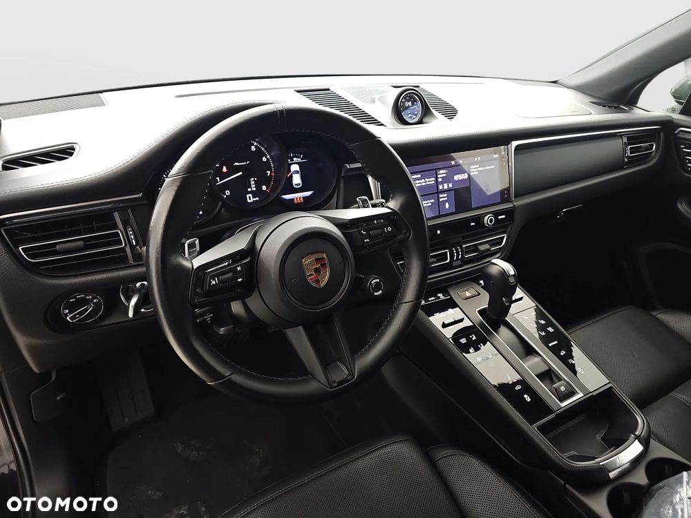 Porsche Macan T - 9