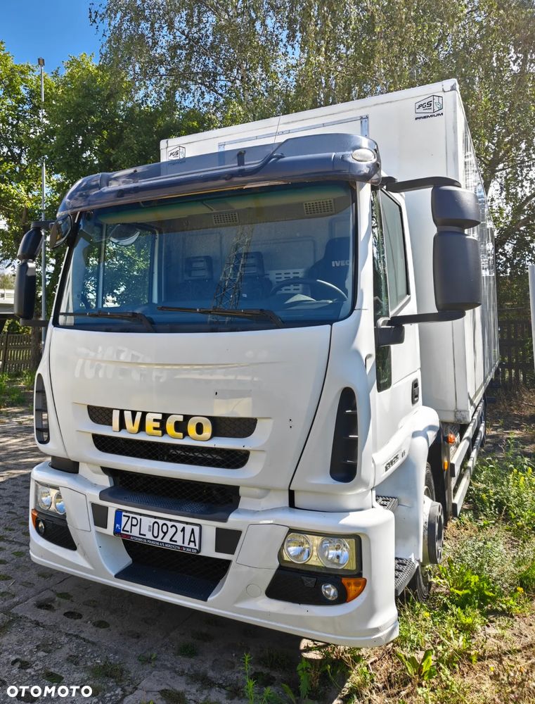 Iveco EUROCARGO 120e25 - 1