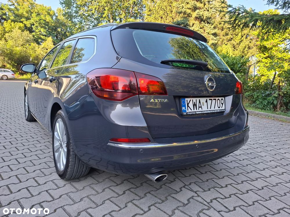 Opel Astra 1.4 T Cosmo - 10