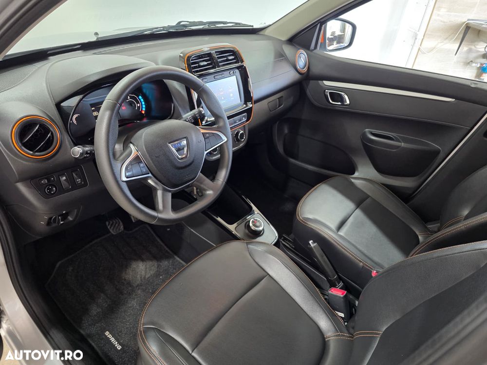 Dacia Spring Expression - 4