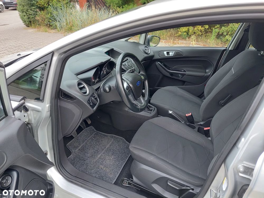 Ford Fiesta - 5