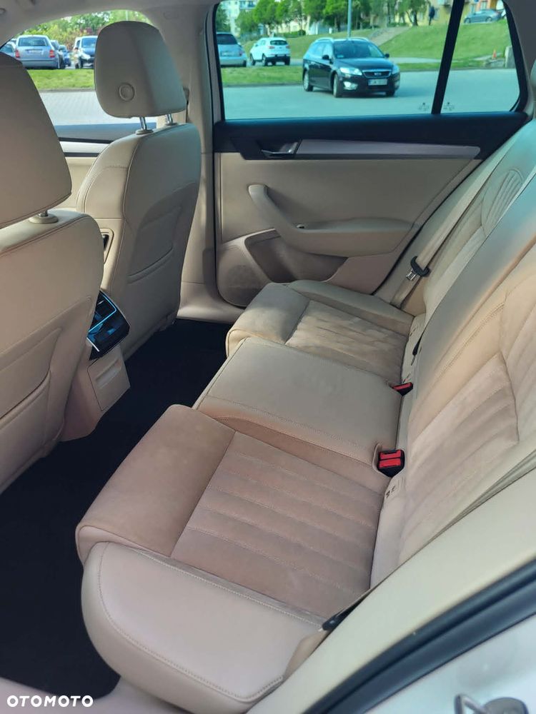 Skoda Superb 2.0 TDI DSG Premium Edition - 12