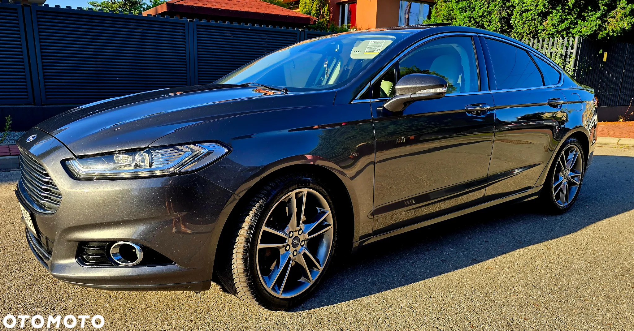 Ford Fusion - 15