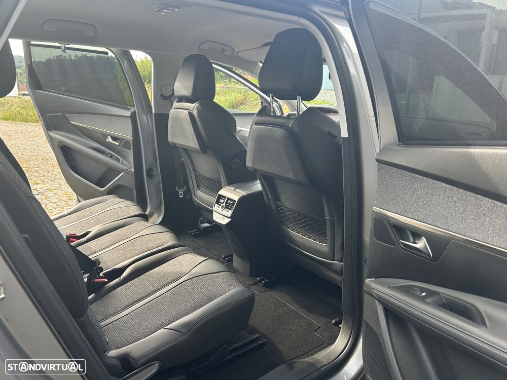 Peugeot 5008 BlueHDI 130 EAT8 Allure Pack - 16